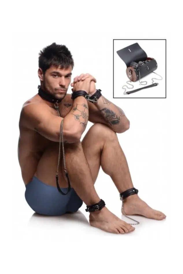 XR Brands Couples XR Brands Master Series Kinky Clutch Bondage Set with Carrying Case Black