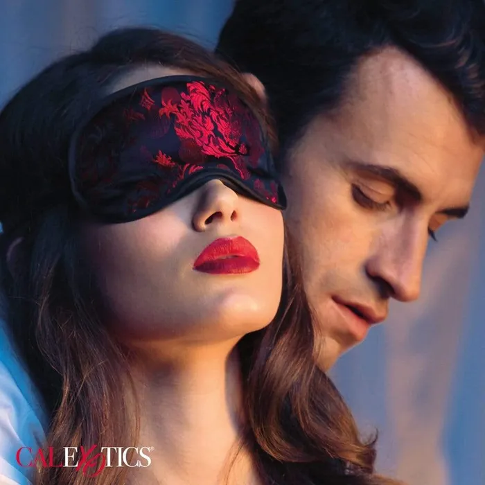 California Exotics Scandal Blackout Eye Mask Red California Exotics Vibrators