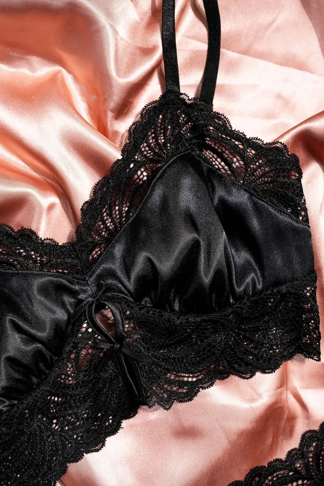 Anal Mentionables Lacy Satin Keyhole Bralette Black