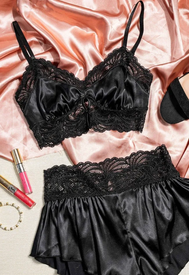 Anal Mentionables Lacy Satin Keyhole Bralette Black