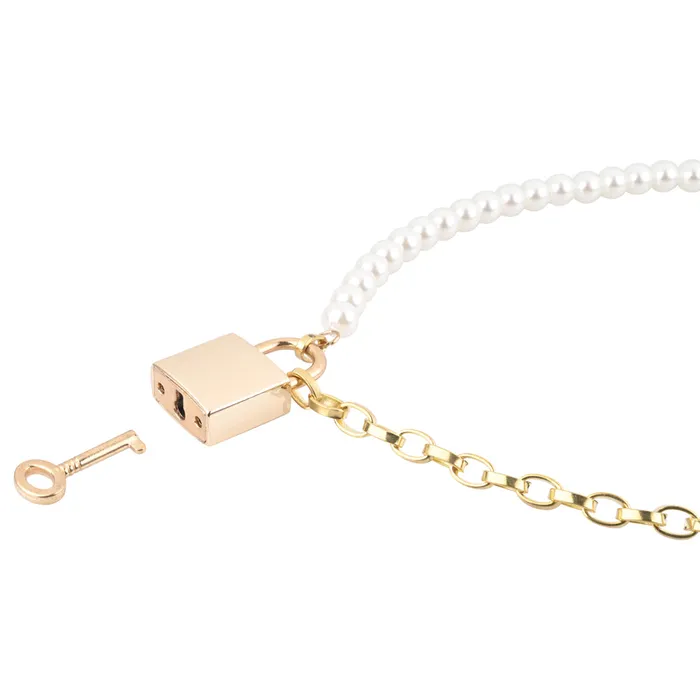 Couples Sportsheets Sex Mischief Pearl Day Collar